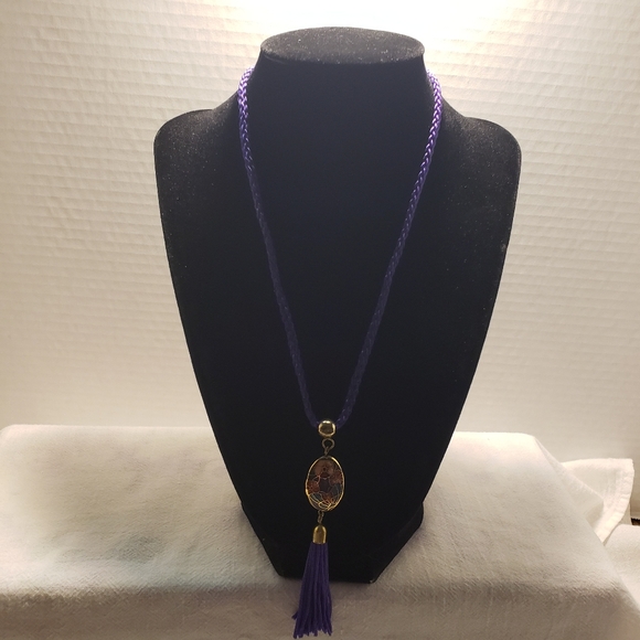 Beautiful Vintage Butterfly and Flower Cloisonne Pendant Necklace - Picture 2 of 5